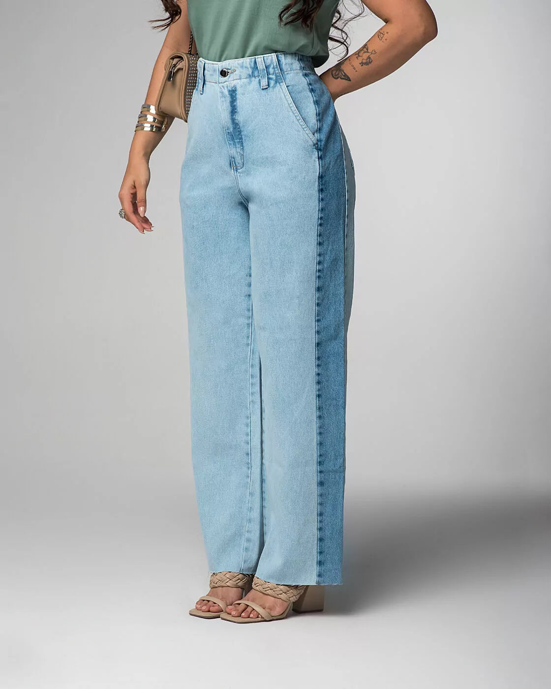 Calça Jeans WIDE LEG com Emenda Lateral