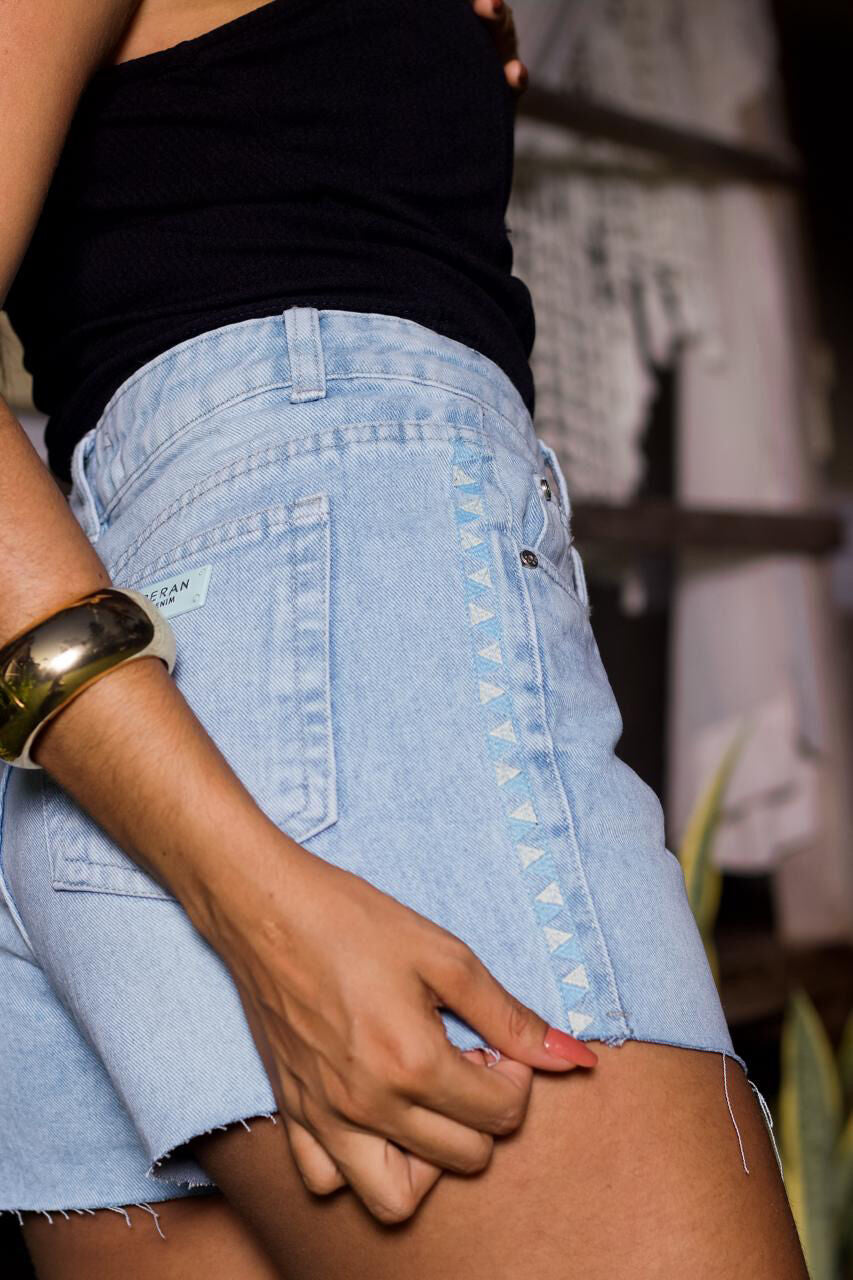 Short Jeans JADE POÁ com Bordados